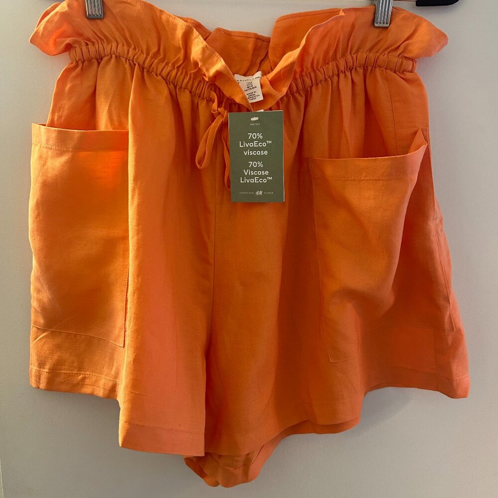 NWT - H&M Linen Shorts with Side Pockets